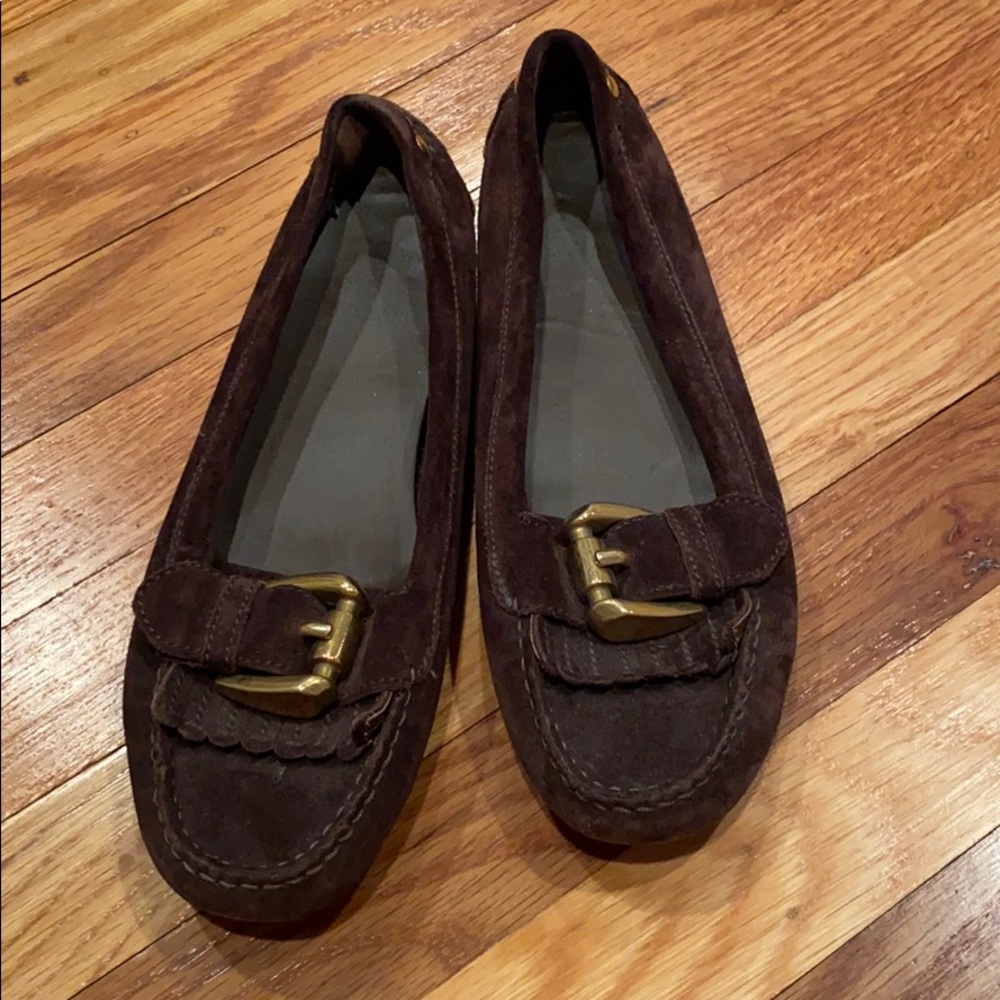 Suede Burberry loafers